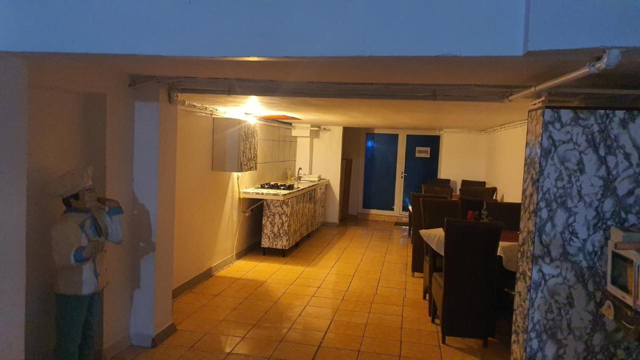 Vila Matei Schitu Luaran gambar